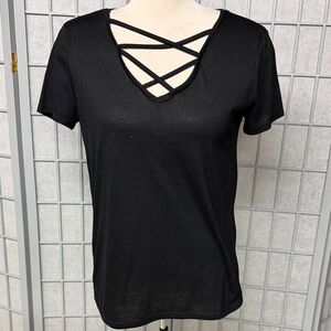 SWS, Elegant Black Strappy V-Neck Women's Tee, Medium